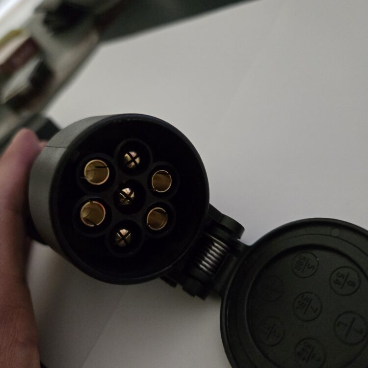 7 Pin Round (trailer) to 7 Pin Flat (car) - Image 3